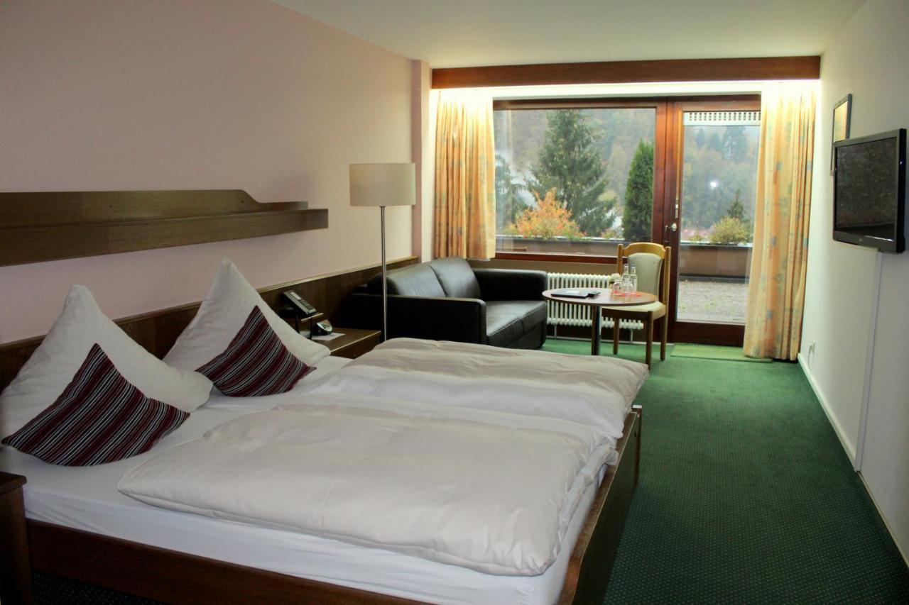 Hotel Am Bad-Wald Bad Liebenzell Extérieur photo