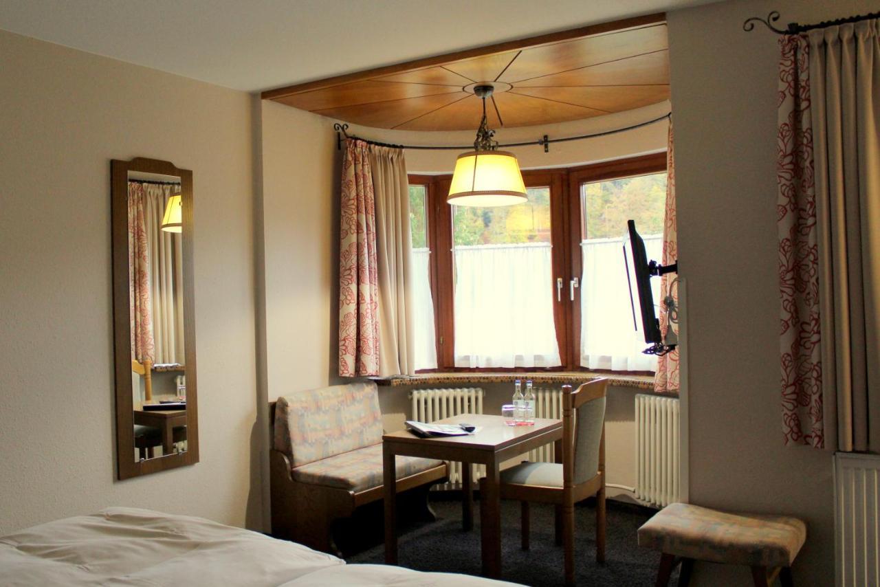 Hotel Am Bad-Wald Bad Liebenzell Extérieur photo